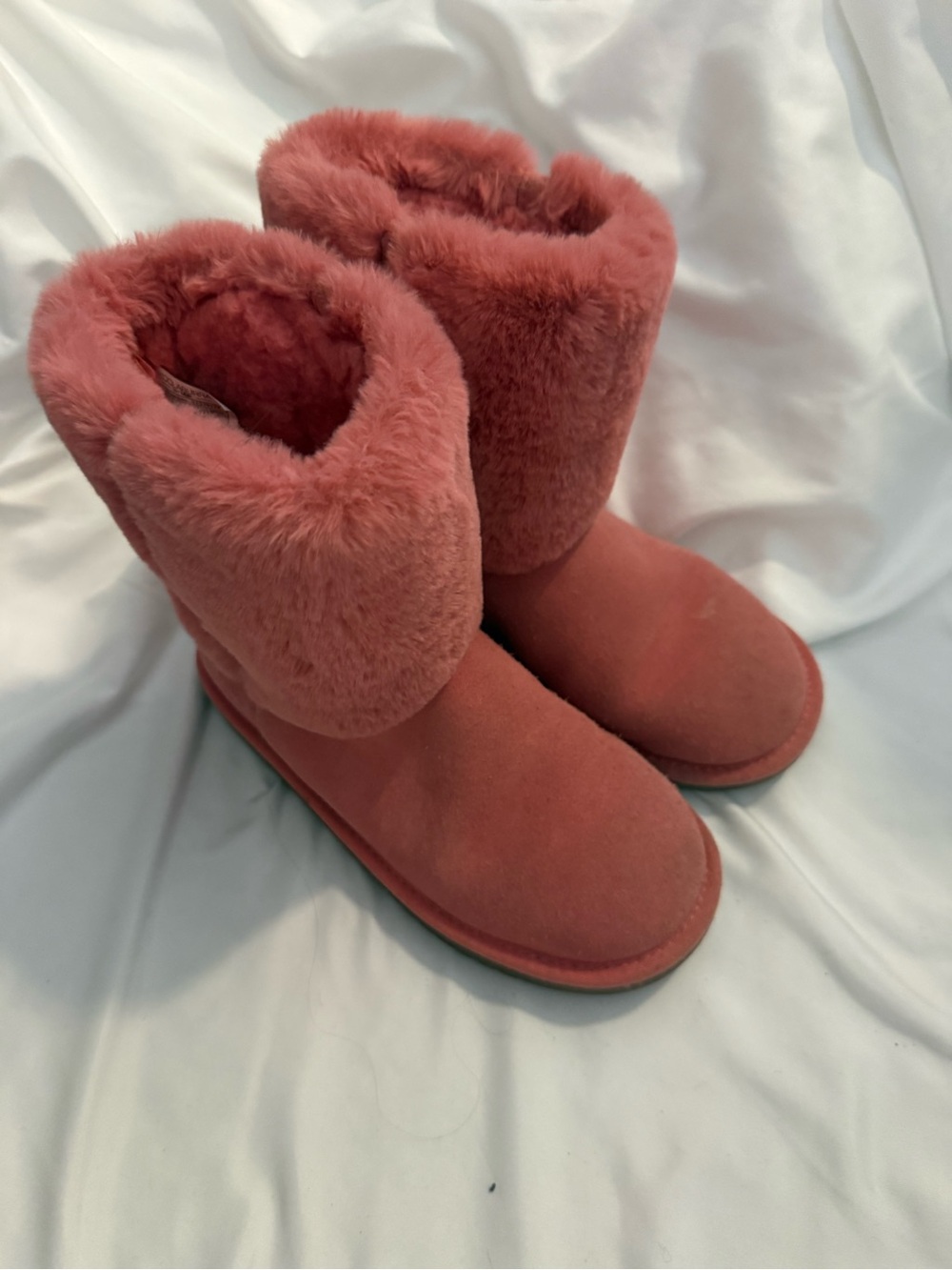 EUC Koolaburra by UGG Aubrei Pink Short Suede and Faux Fur Suede Boots